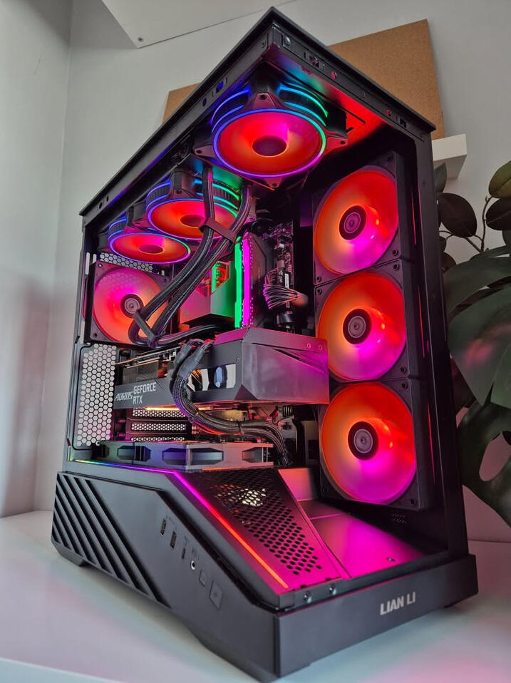 The Enthusiast Build Gaming • Streaming • Content Creation